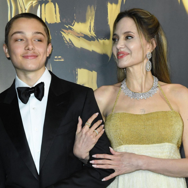 Angelina Jolie i Knox Jolie-Pitt