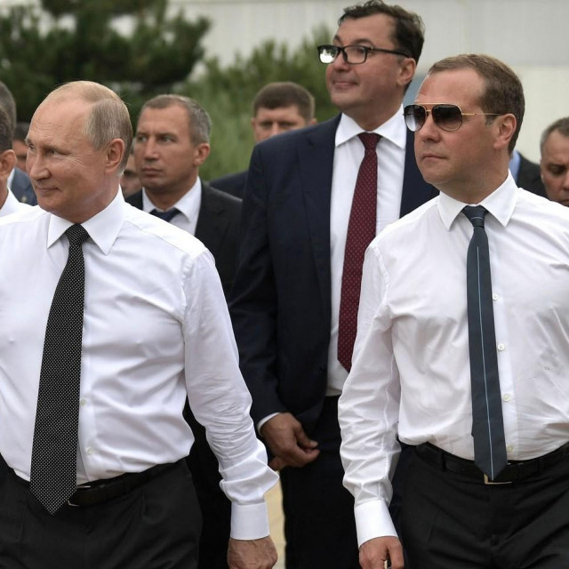 Vladimit Putin i Dmitri Medvedev