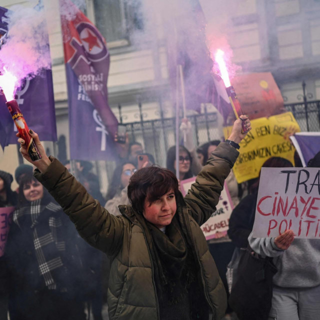 Demonstracije povodom Međunarodnog dana borbe protiv nasilja nad ženama u  Istanbulu