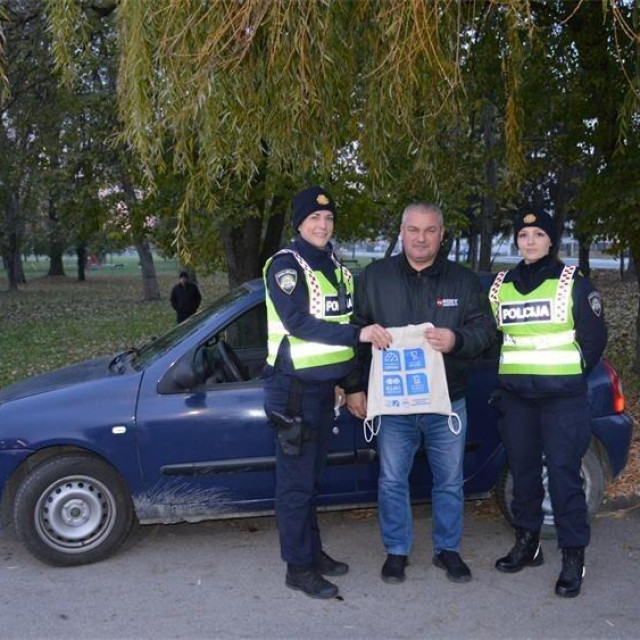 U sklopu obilježavanja Međunarodnog dana muškaraca, policijske službenice PP Čakovec su provele preventivnu akciju pod nazivom ”Naj vozač - naj muškarac!”