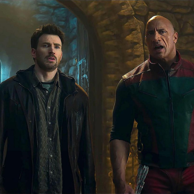 Chris Evans i Dwayne Johnson, Crveni, Warner Bros 