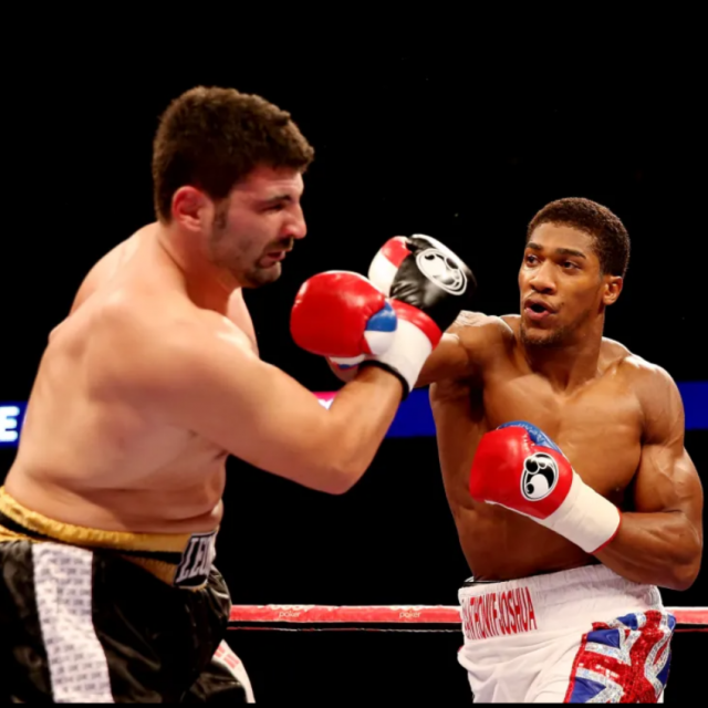 Anthony Joshua vs. Emanuele Leo