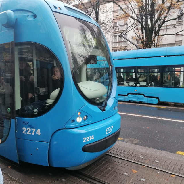 Zastoj tramvaja na Savskoj cesti