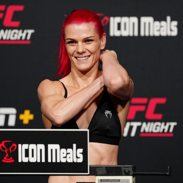 Gillian Robertson