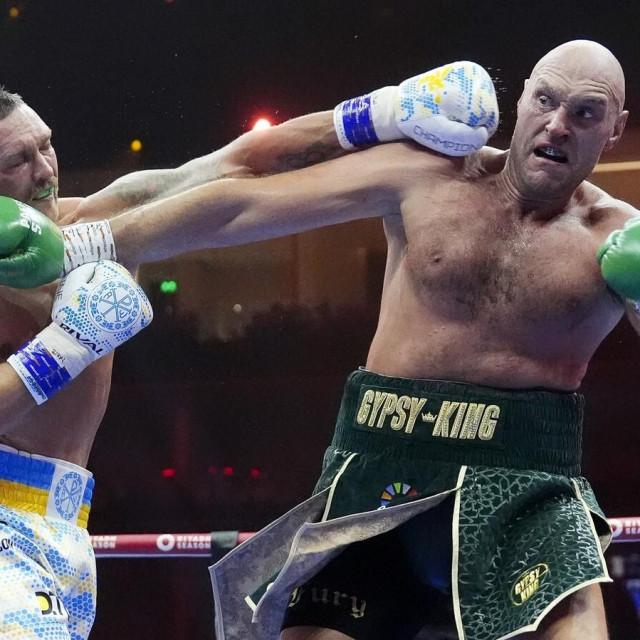 Oleksandr Usyk vs Tyson Fury