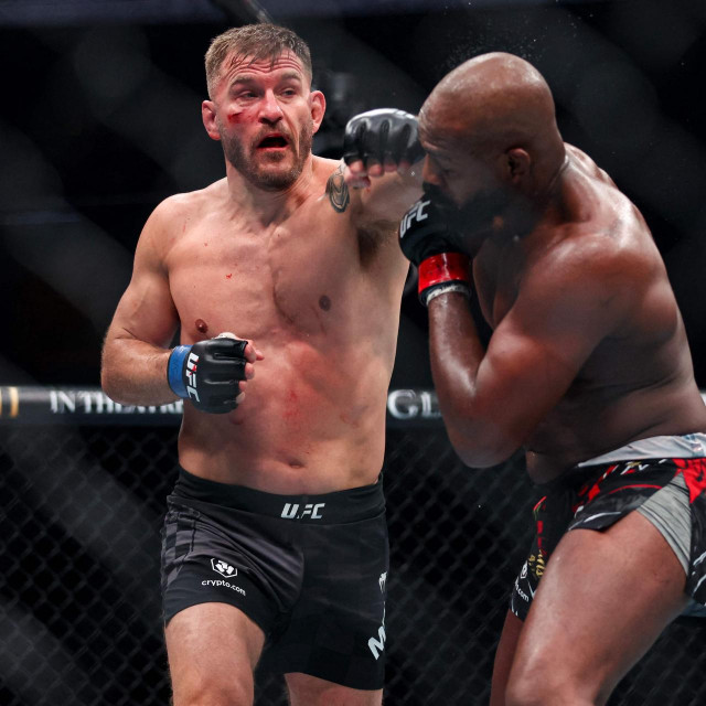  Stipe Miočić vs. Jon Jones 