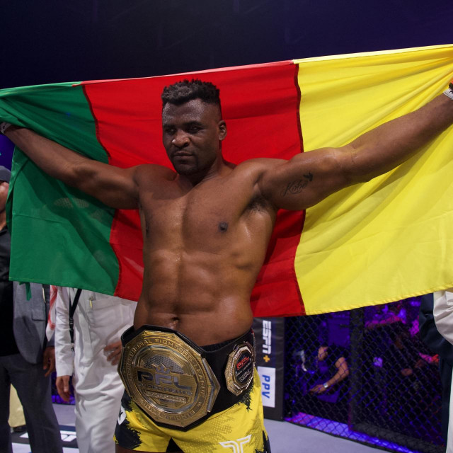  Francis Ngannou 