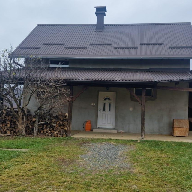 Obiteljska kuća na području Ljublja Kalničkog