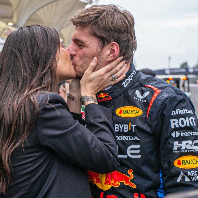 Max Verstappen i Kelly Piquet