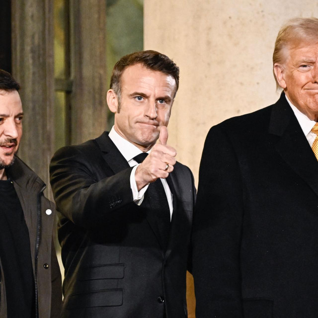 Francuski predsjednik Emmanuel Macron, novoizabrani predsjednik SAD-a Donald Trump i ukrajinski predsjednik Volodimir Zelenski u Elizejskoj palači