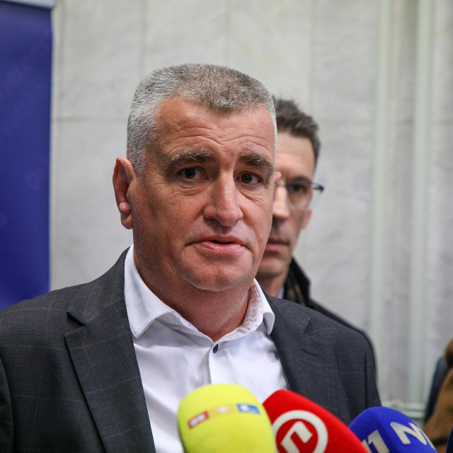  Miro Bulj, kandidat Mosta za presjednika Hrvatske