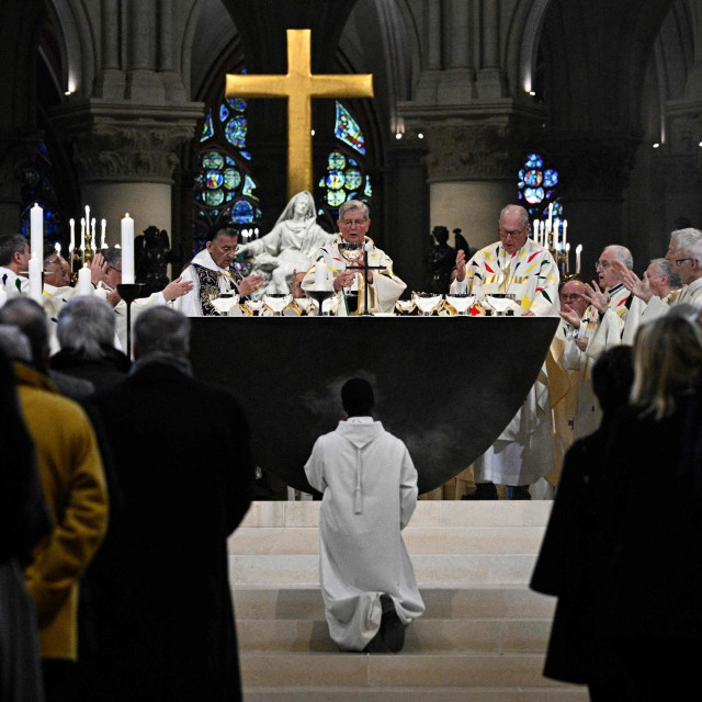 Misa u pariškoj katedrali Notre Dame, 8.12.2024