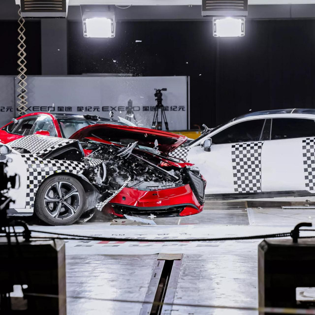 Chery Exeed Sterra ES crash test s tri automobila