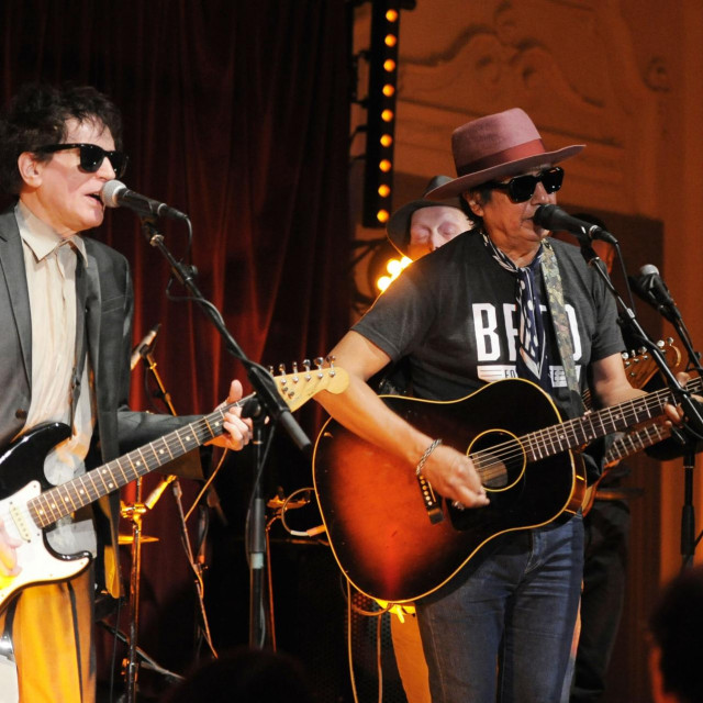 Peter Perrett i Alejandro Escovedo 