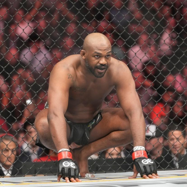  Jon Jones 