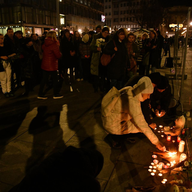 Skup građana na Trgu Republike u Beogradu