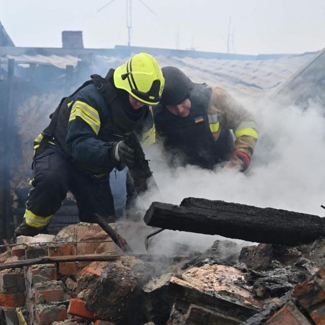 Ruske rakete prošle kroz zračni prostor EU, u Harkivu pola milijuna ljudi ostalo je bez struje, a čak 520.000 građana bez grijanja i vode