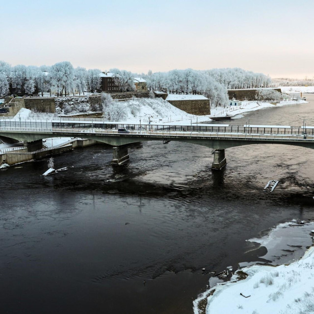 Most koji u gradu Narva spaja Estoniju i Rusiju