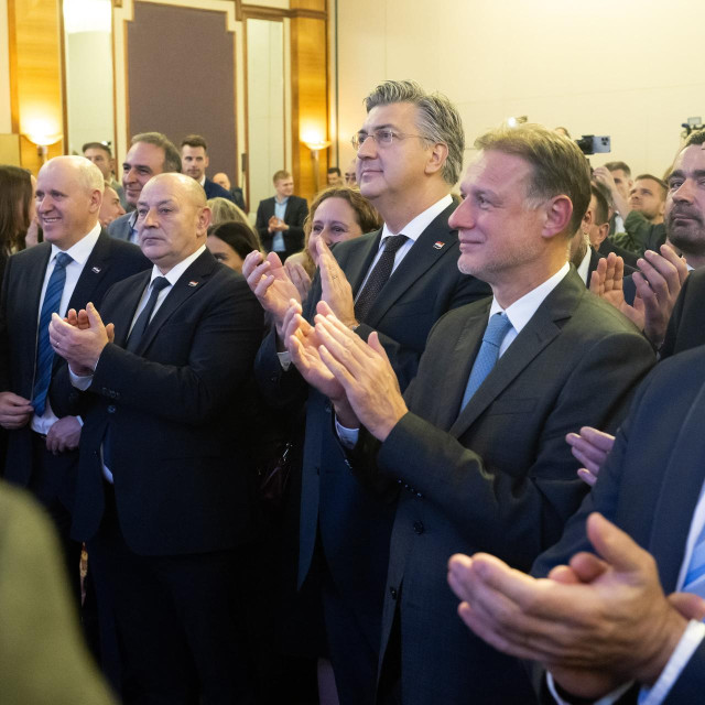 Zvonimir Sunara Suki, Branko Bačić, Tomo Medved, Nina Obuljen Koržinek, Andrej Plenković, Gordan Jandrokovć