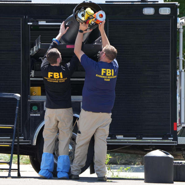 FBI agenti, ilustracija