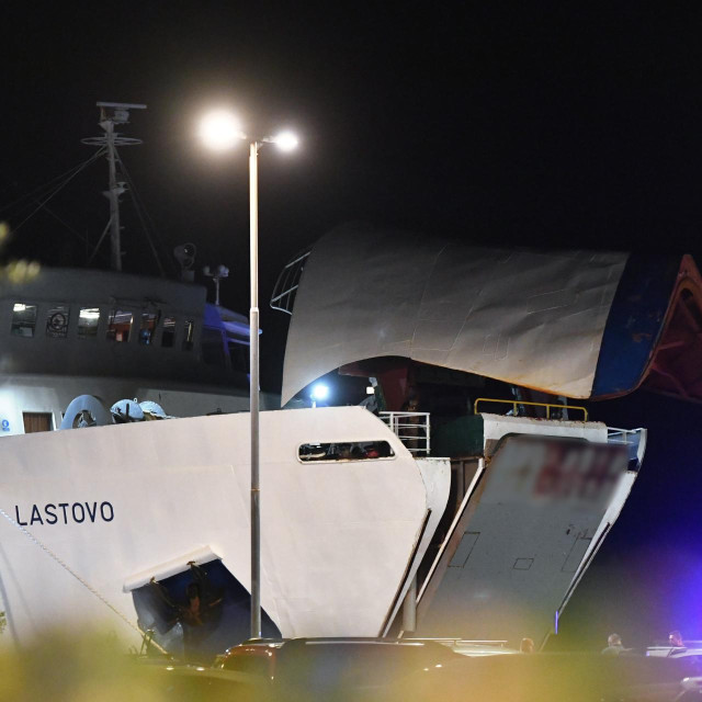 Trajekt Lastovo nakon nesreće u Malom Lošinju