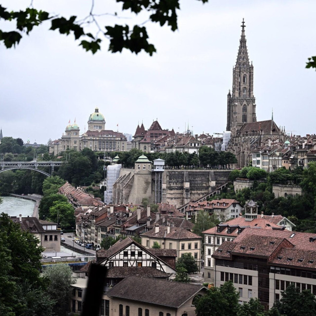 Na fotografiji: Bern, glavni grad Švicarske