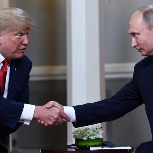 Donald Trump i Vladimir Putin tijekom sastanka u Helsinkiju u Finskoj u 2018. godini