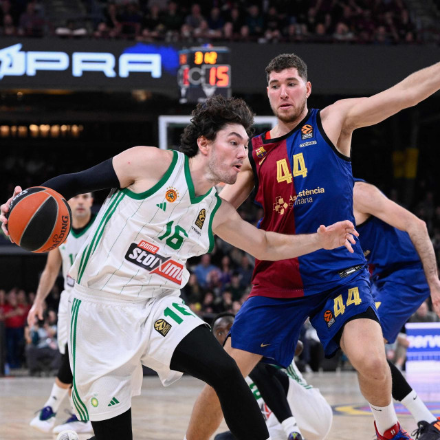 Cedi Osman i Joel Parra