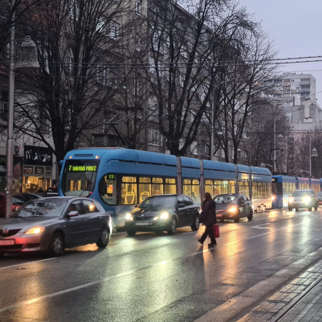 Zastoj tramvaja zbog prometne nesreće