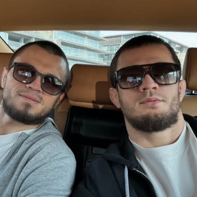 Umar Nurmagomedov (lijevo) i Usman Nurmagomedov (desno)