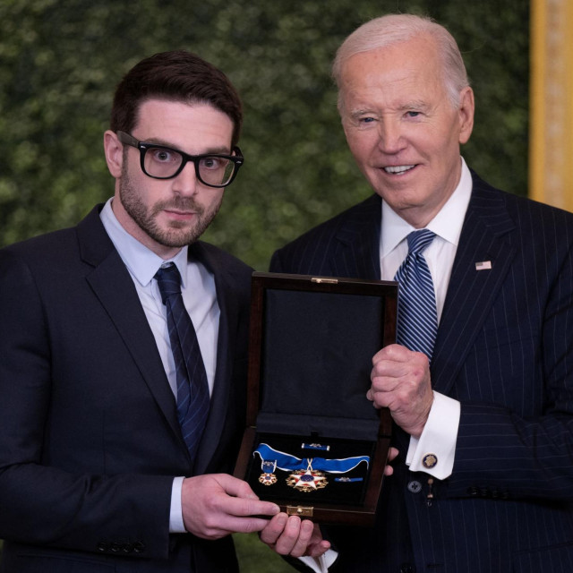 Pretkraj mandata Joe Biden odlikovao je obitelj Soros za dostignuća u promicanju demokracije, a priznanje je primio Alex Soros