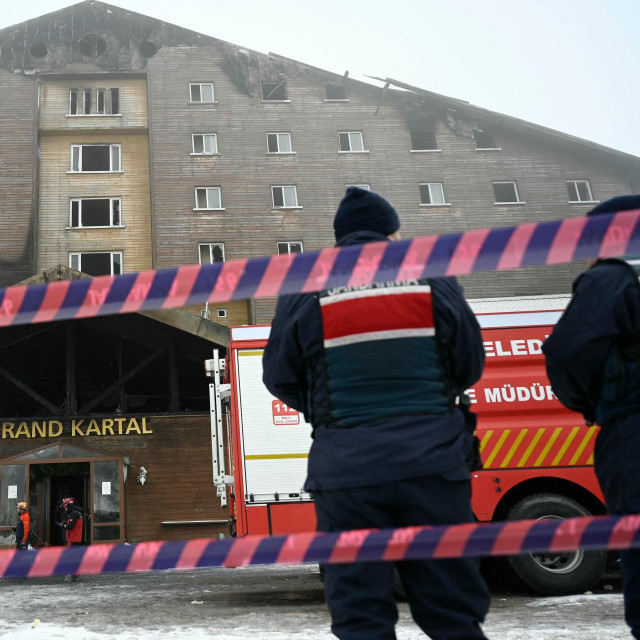 Hotel u Boluu u kojem je izbio požar