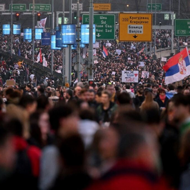 Beograd protesti Autokomanda