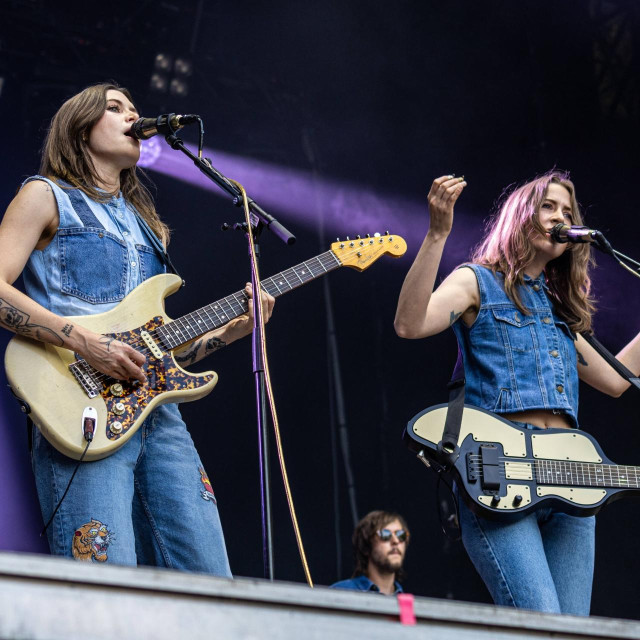 Larkin Poe, Rebecca i Megan Lovell