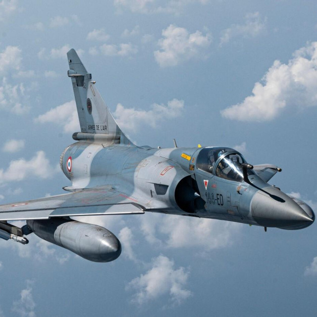 Borbeni zrakoplov Mirage 2000