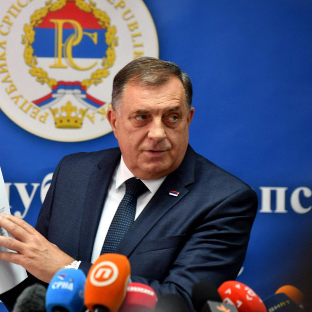 Jutarnji list - Dodik: Taj čovjek je megakriminalac i sero***, on stoji iza plana 'crnih operacija' protiv mene! Šaljem im policiju...