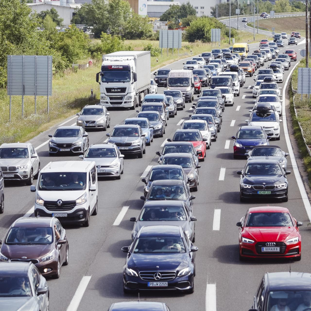 Automobili, ilustracija