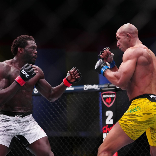 Jared Cannonier vs. Gregory Rodrigues 