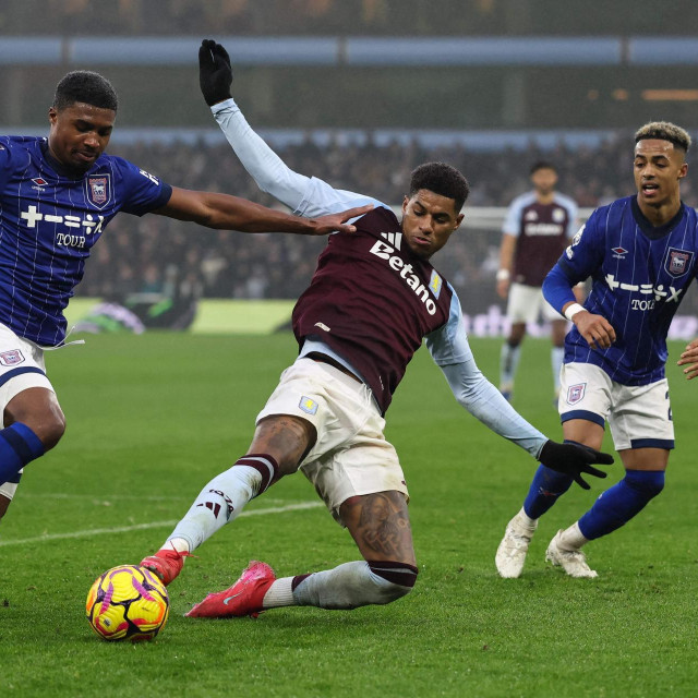 Marcus Rashford u dresu Aston Ville