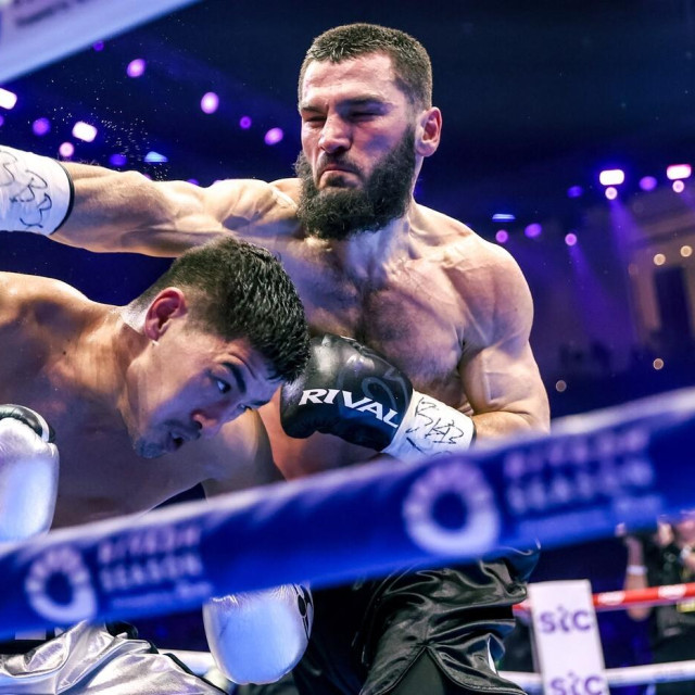 Dmitry Bivol vs. Artur Beterbiev