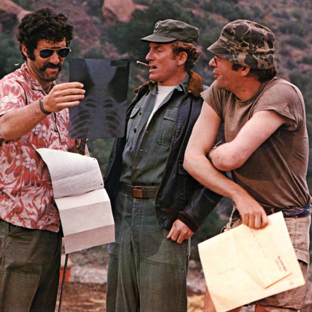 M.A.S.H. 1969., Elliott Gould, Donald Sutherland