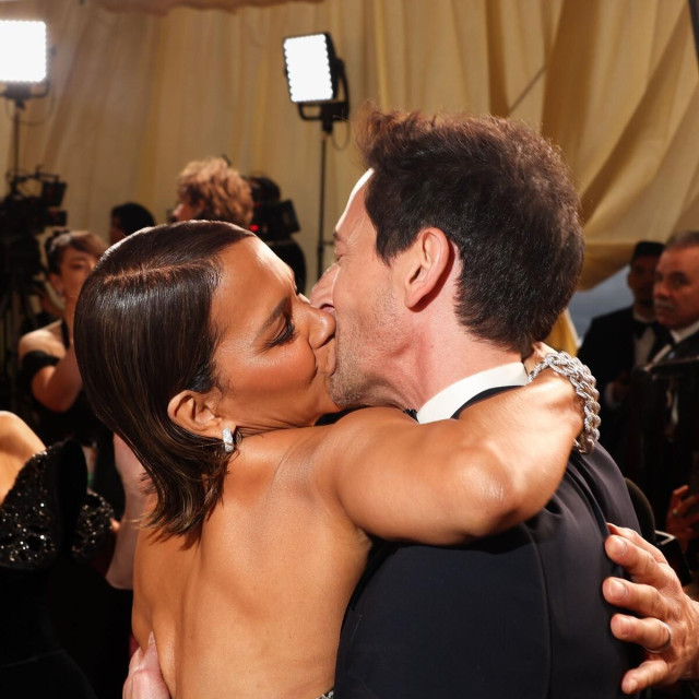 Halle Berry i Adrien Brody
 