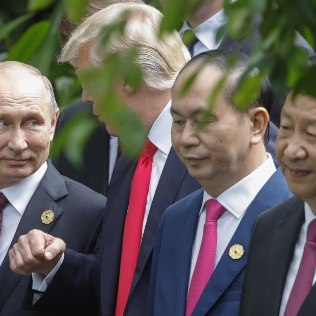 Vladimir Putin, Donald Trump i Xi Jinping na summitu APEC-a 2017. godine