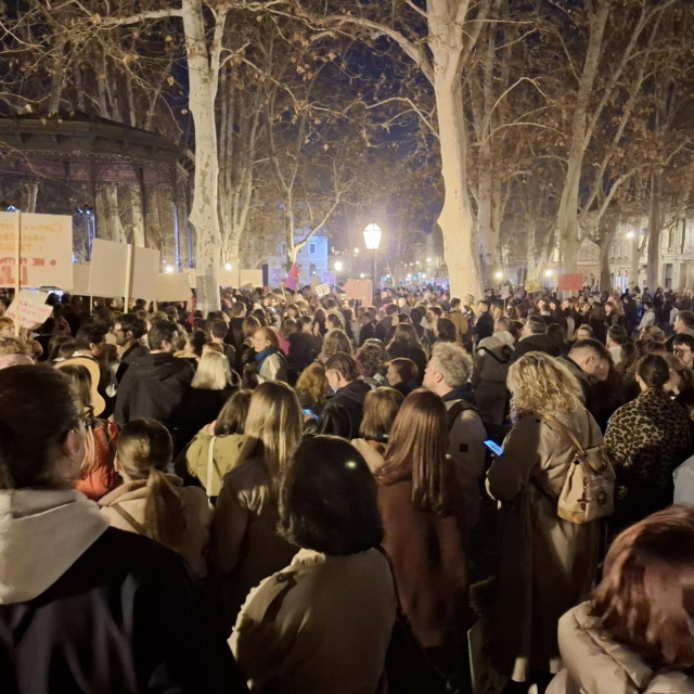 Noćni marš ”Feminizam nema granica”