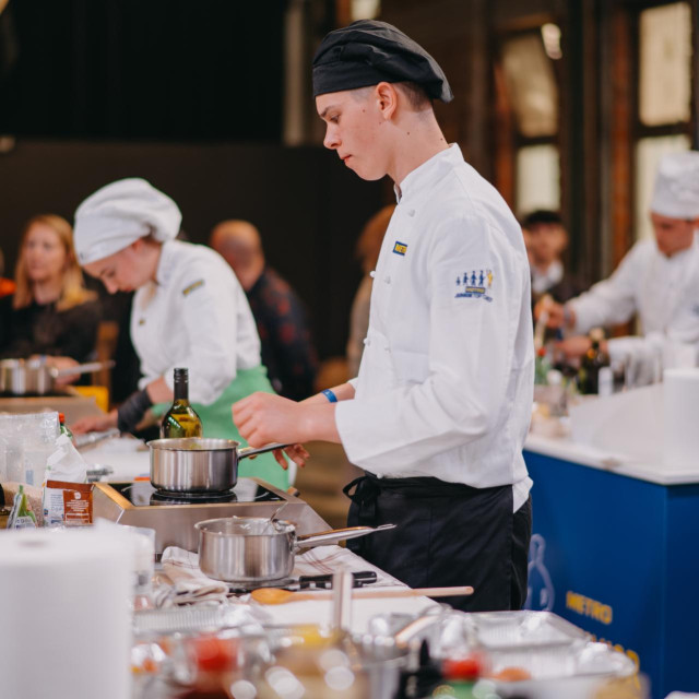 Finalisti natjecanja Metro Junior Top Chef kuhali su pred članovima žirija i publikom