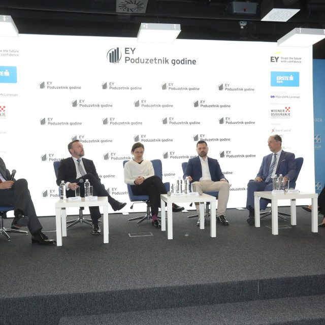 Panel rasprava ”Transformacija poduzetnistva u Hrvatskoj - desetljece EY Poduzetnika godine”
 