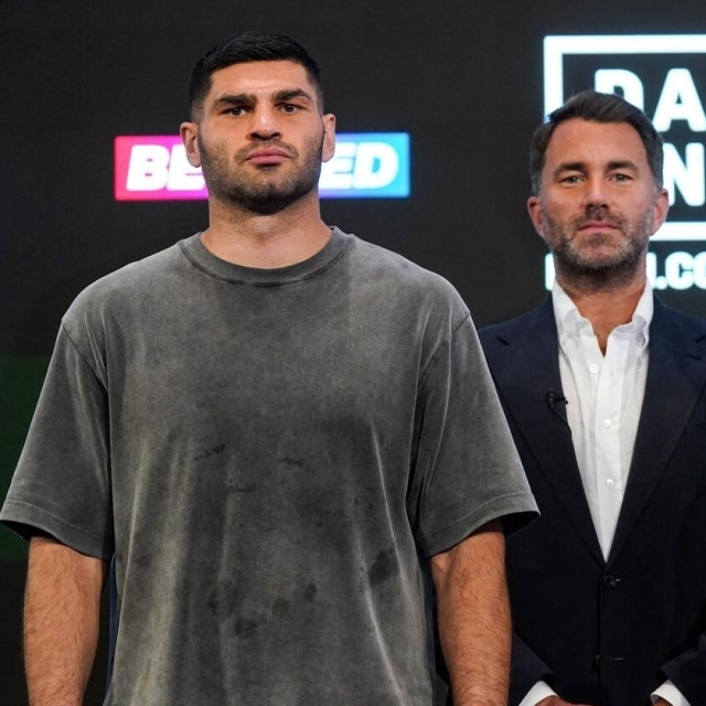 Filip Hrgović i Eddie Hearn 