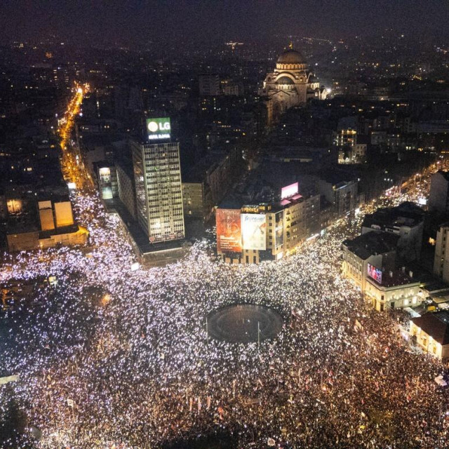 Prosvjed 15. ožujka u Beogradu, Slavija