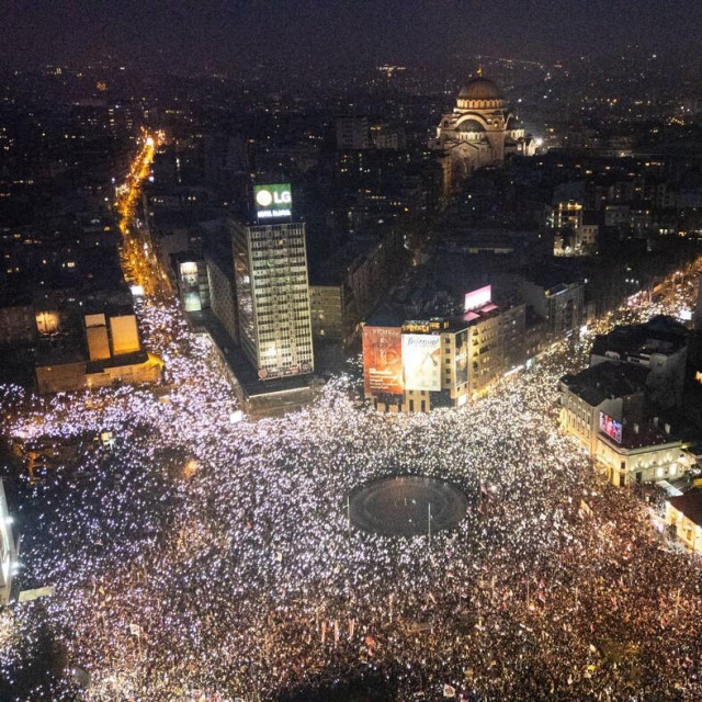 Prosvjed 15. ožujka u Beogradu, Slavija