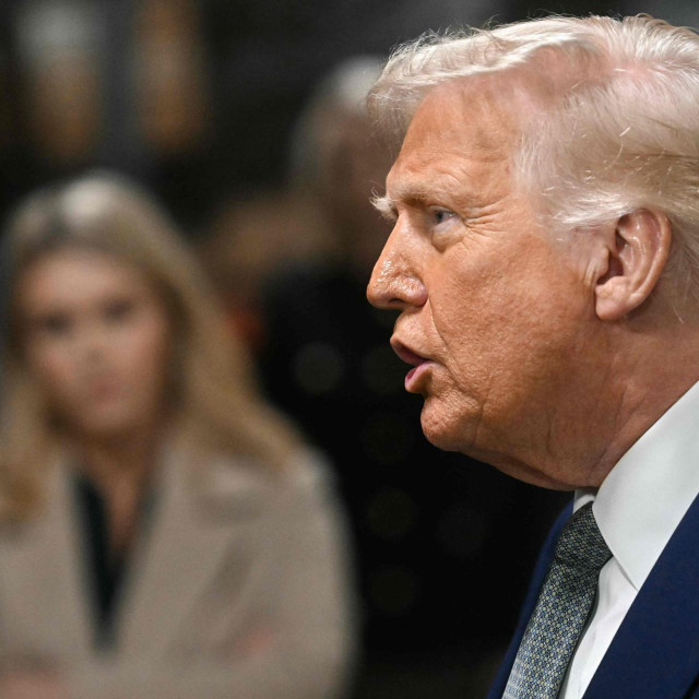 US President Donald Trump talks to members of the media as he visits the John F. Kennedy Center for the Performing Arts in Washington, DC, on March 17, 2025. Trump was appointed chairman of the Kennedy Center on February 12, 2025, as a new board of trustees loyal to the US president brought his aggressive rightwing, anti-”woke” stamp to Washington‘s premier arts venue. (Photo by Jim WATSON/AFP)